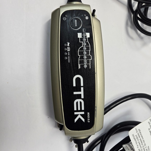 CTEK MXS 5.0 Battery Charger 12V 4.3A 8-Step Charging Model 1090 Gold Black - Picture 4 of 8